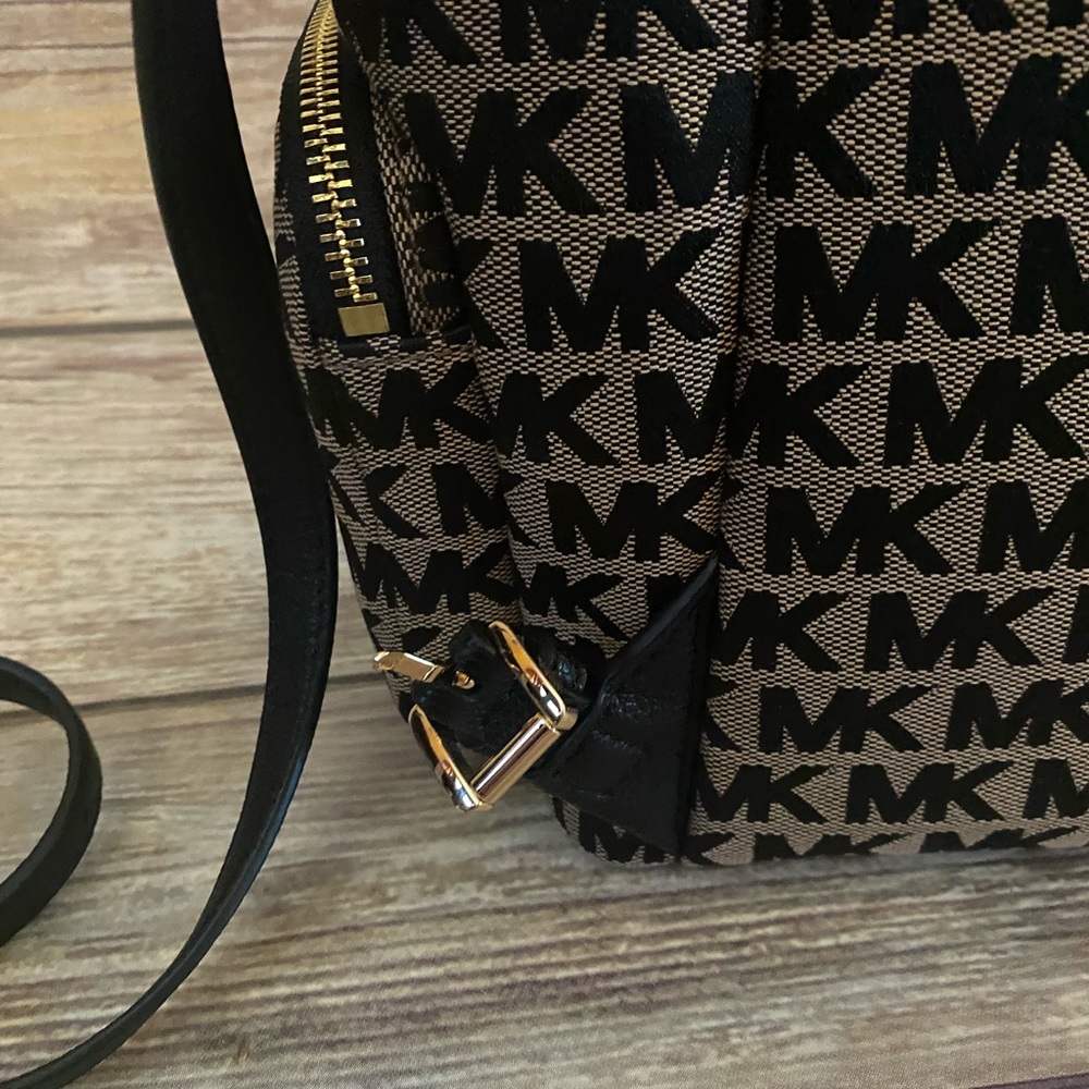 MICHAEL KORS ABBEY LARGE CARGO BACKPACK - Picture 10 of 16